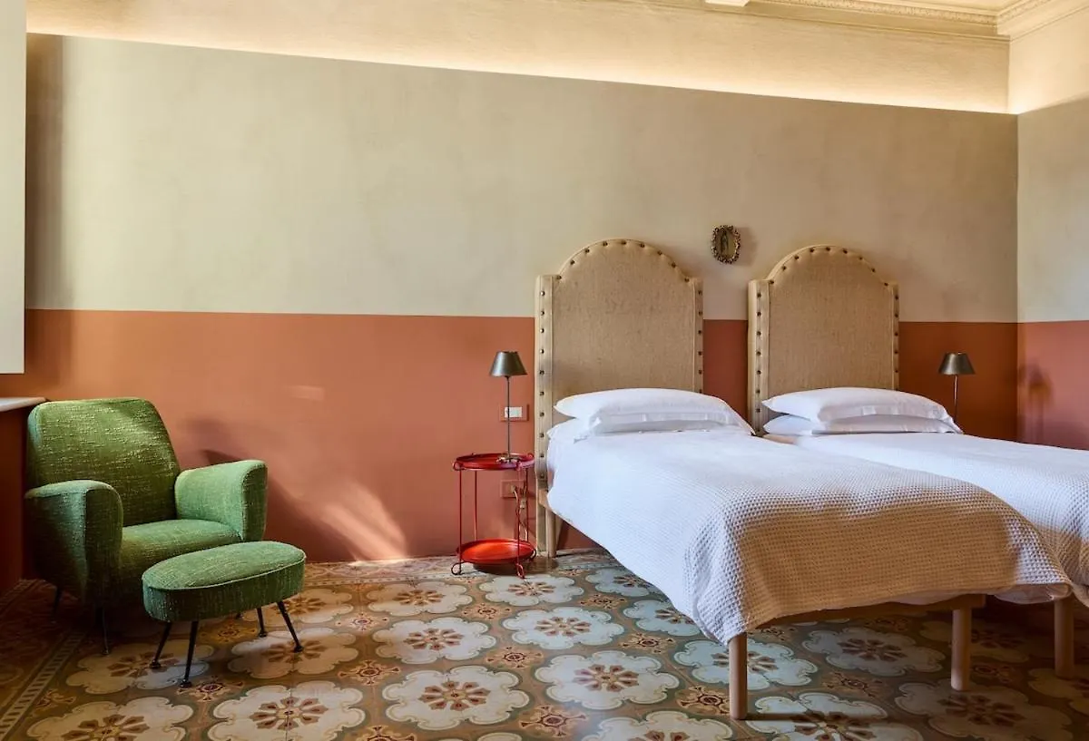 Duomo - A Bella Vista Apartment - Luxury In Lucca Centro Italy