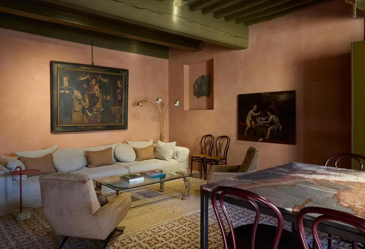 Duomo - A Bella Vista Apartment - Luxury In Lucca Centro Italy