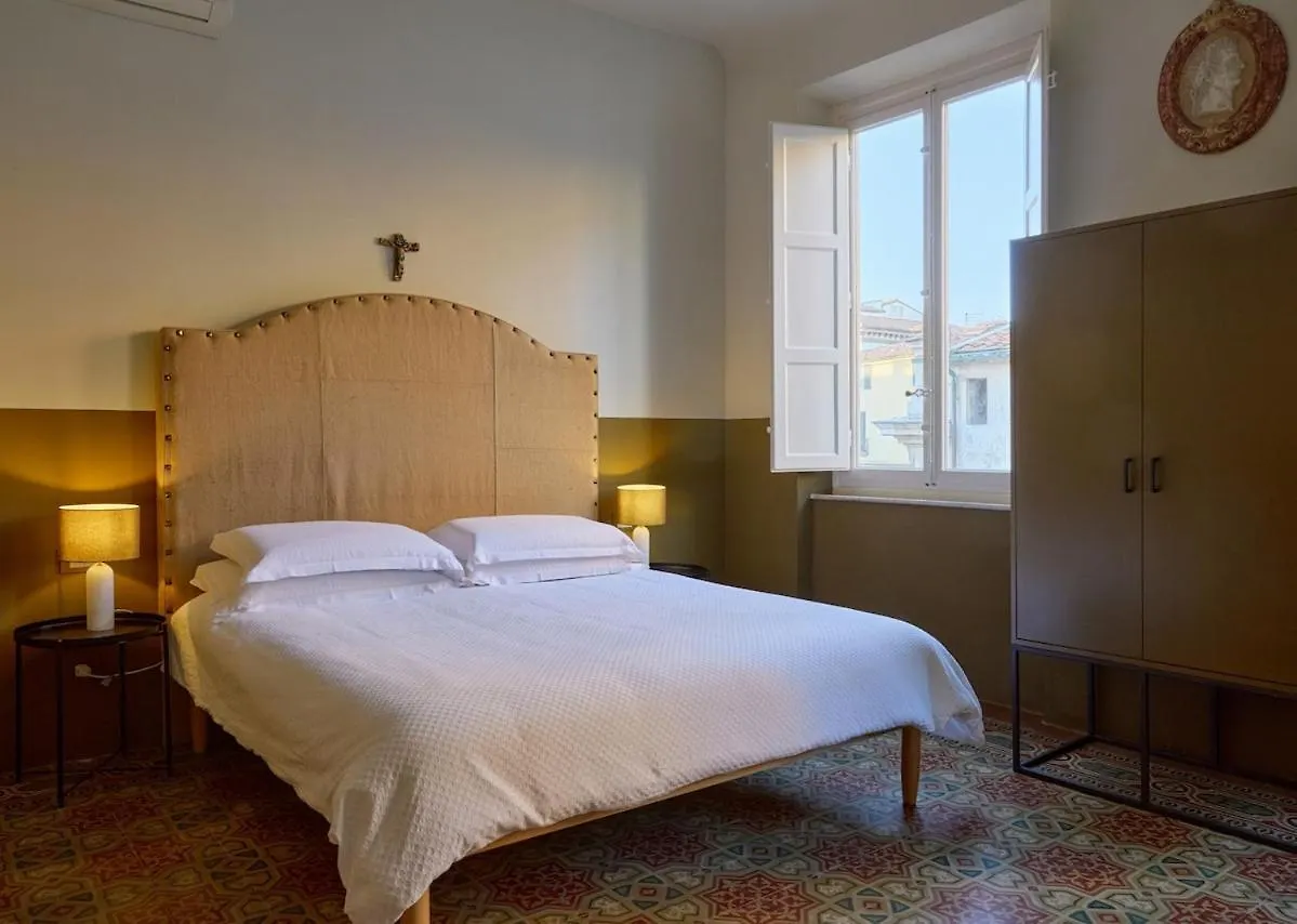 Duomo - A Bella Vista Apartment - Luxury In Lucca Centro